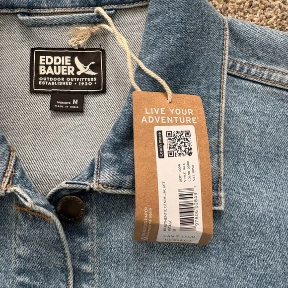 Eddie Bauer women’s denim jean jacket medium NWT - Picture 3 of 3